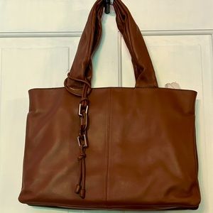 NWT Vince Camuto Brant Leather tote